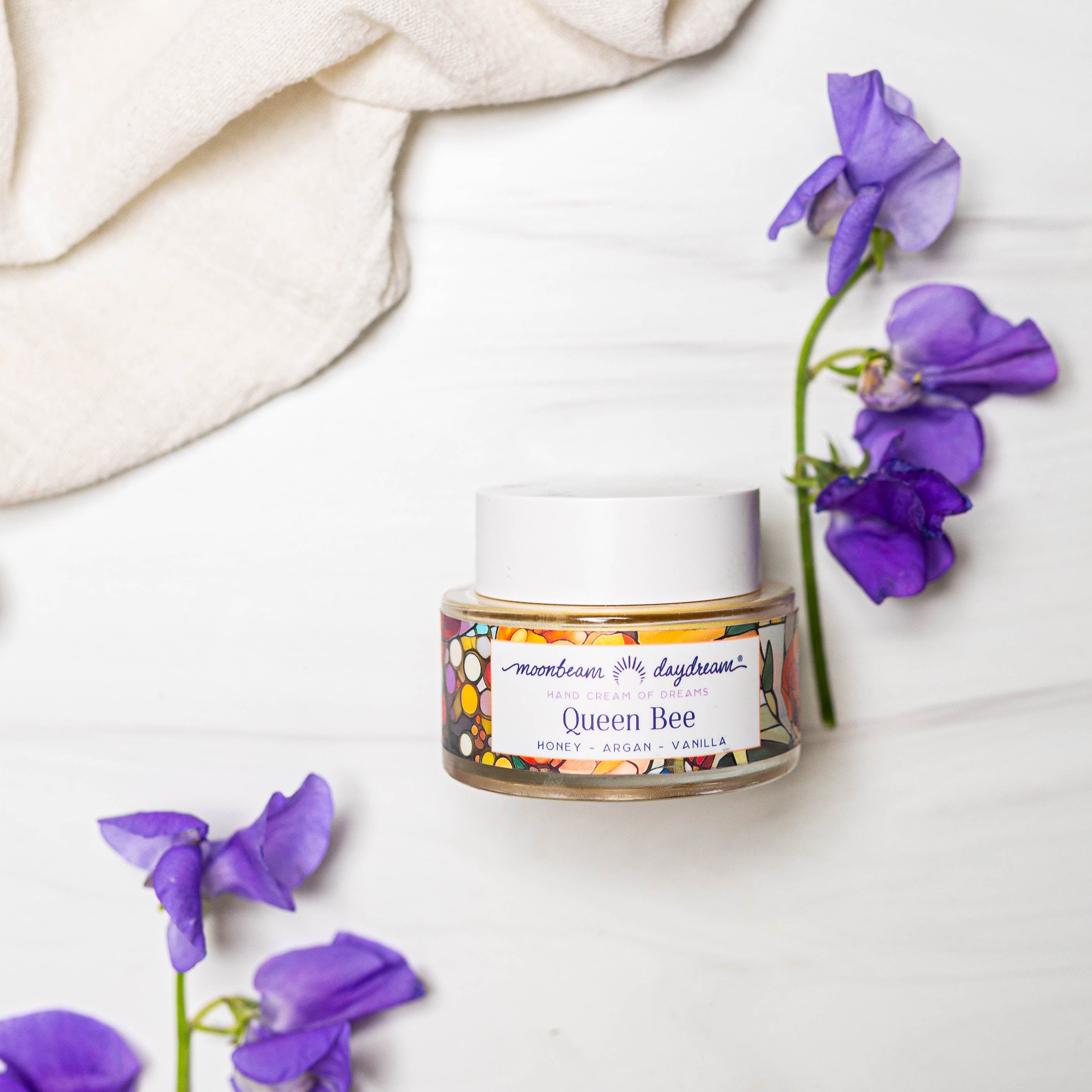 Queen Bee, Queen Cream